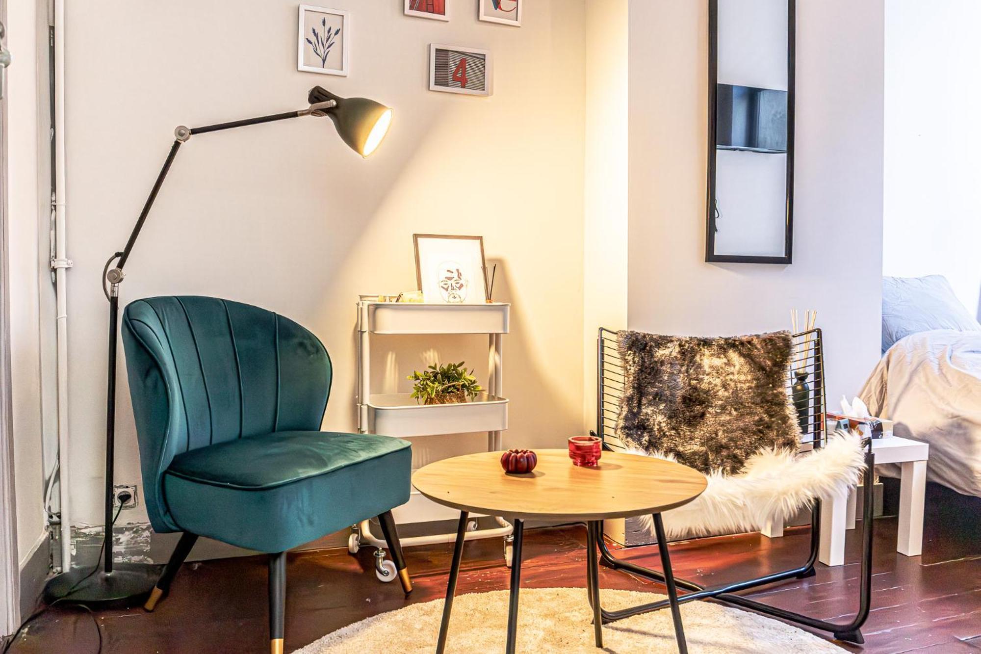 Lovely With View At Vibrant Ghent, Breezy Balcony Appartement Gent