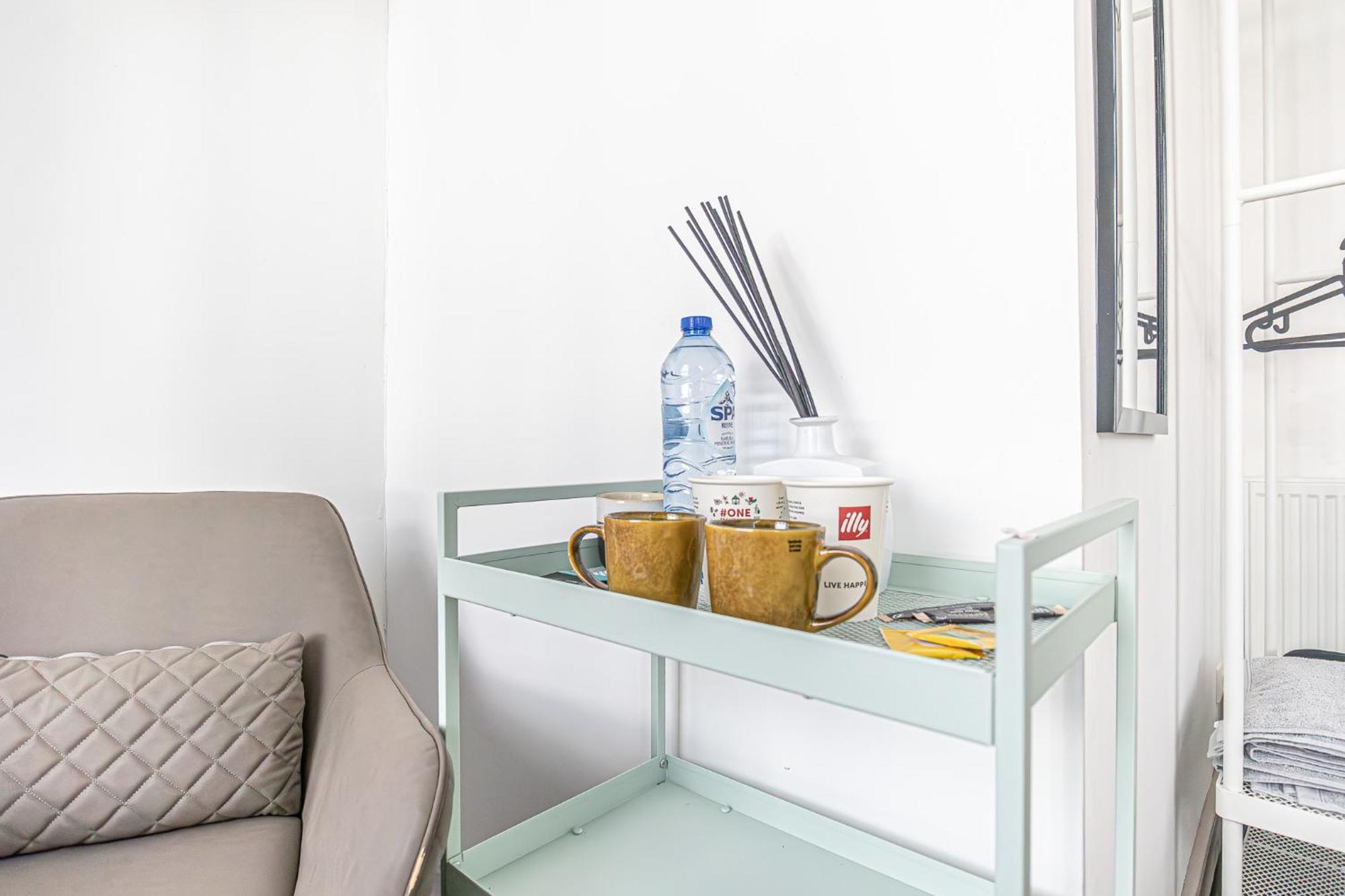 Appartement Lovely With View At Vibrant Ghent, Breezy Balcony Gent